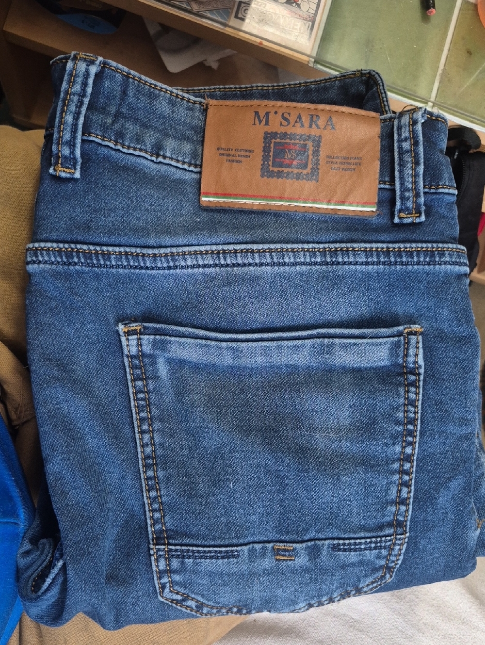 Msara a Men's Straight Jeans in Blue Denim with Brown Brand  Patch 33 Waist